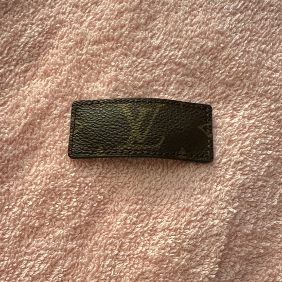 Hair Clip/Hair Barrette Brown Leather (New in Pack)